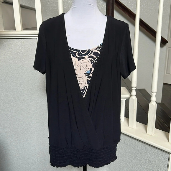Lane Bryant Tops - Lane Bryant Navy Blue Floral Short Sleeve Top Size 14/16